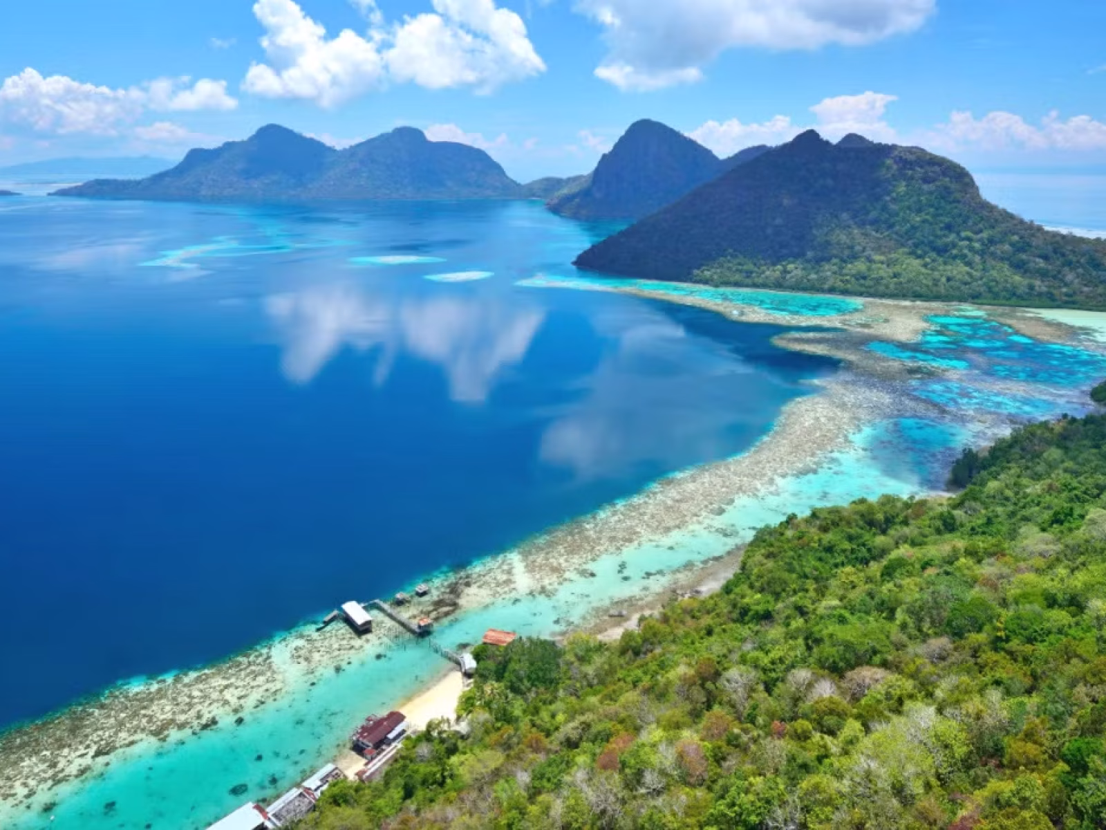 siapdan-island-sabah-borneo-malaysia